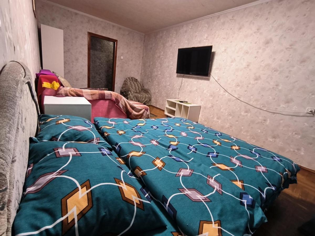 2-К Квартира Малиновського 12. Набережна Лівого Берега. Dněpropetrovsk Exteriér fotografie